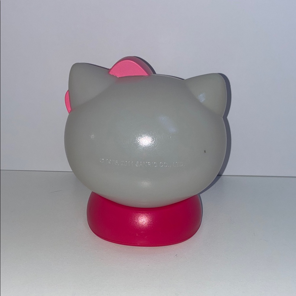 Hello Kitty Color Changing Night Light - Picture 3 of 4